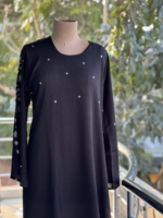 Zoom embroidered abaya