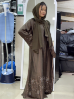 Zoo zoo stone work abaya